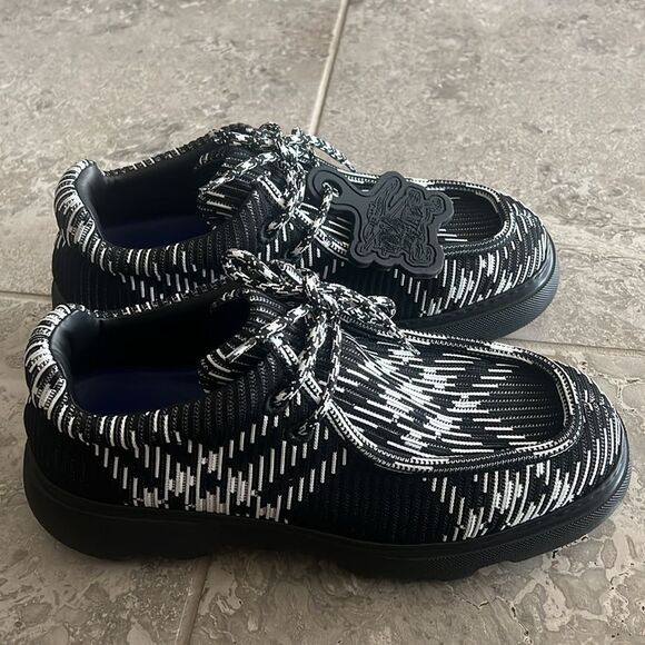 Burberry Creeper Check Woven Lace Up Boots, Black, NWT, Size EU 44 main image 11